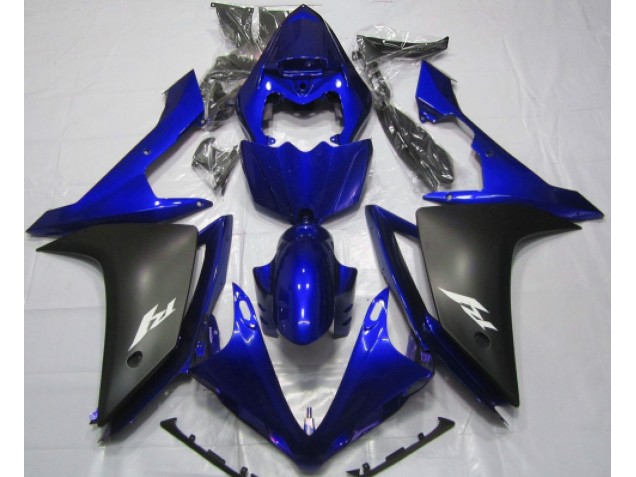 2007-2008 Gloss Blue and Black Yamaha R1 Motorcycle Fairing UK 2007-2008 Gloss Blue and Black Yamaha R1 Motorcycle Fairing UK