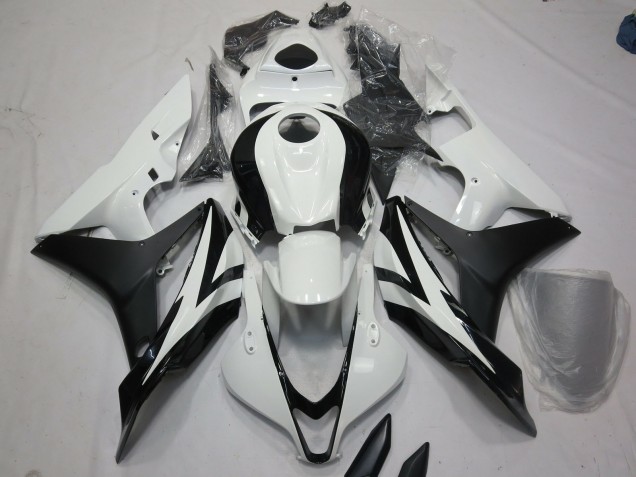 2007-2008 White and Black OEM Style Honda CBR600RR Motorcycle Fairing UK 2007-2008 White and Black OEM Style Honda CBR600RR Motorcycle Fairing UK
