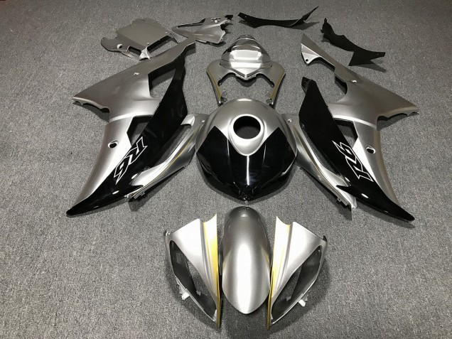 2008-2016 Silver and Black Custom Yamaha R6 Motorcycle Fairing UK 2008-2016 Silver and Black Custom Yamaha R6 Motorcycle Fairing UK