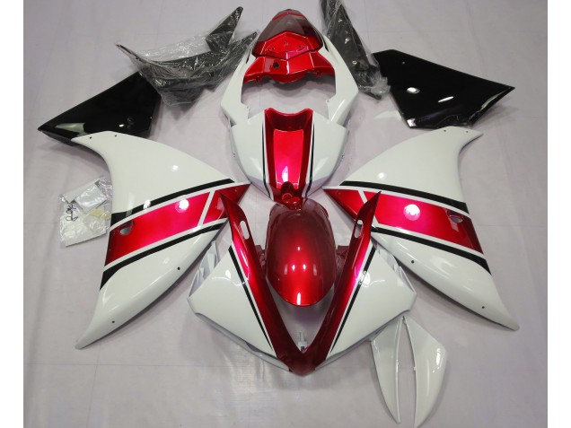 2009-2012 Gloss White and Metallic Red Yamaha R1 Motorcycle Fairing UK 2009-2012 Gloss White and Metallic Red Yamaha R1 Motorcycle Fairing UK