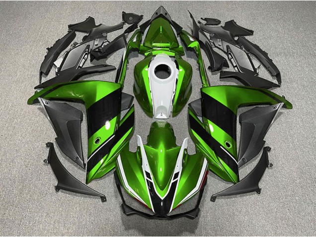 2015-2018 Green Black and White Yamaha R3 Motorcycle Fairing UK 2015-2018 Green Black and White Yamaha R3 Motorcycle Fairing UK